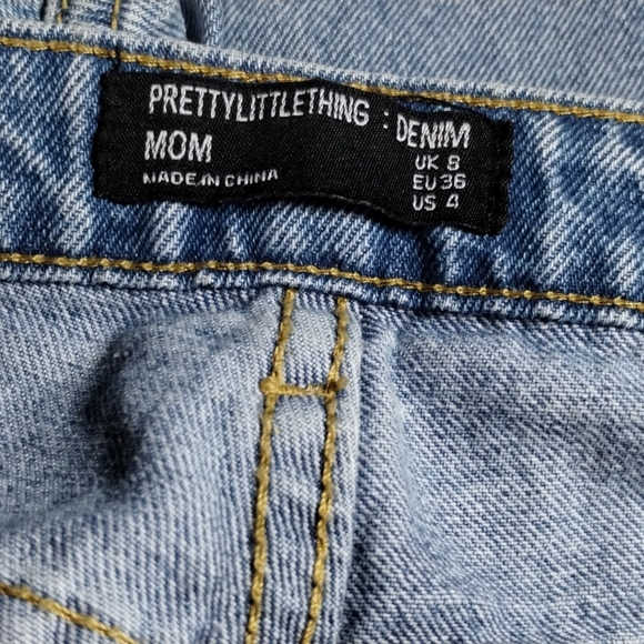 PrettyLittleThing Light Blue Straight Leg Jeans Size (4) - Picture 13 of 13